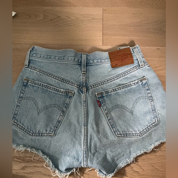 Levi’s 501 jean shorts - Picture 1 of 4